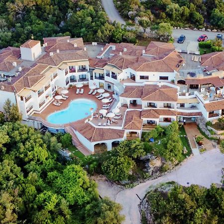 Hotel Pedra Santa Baja Sardinia Exterior photo