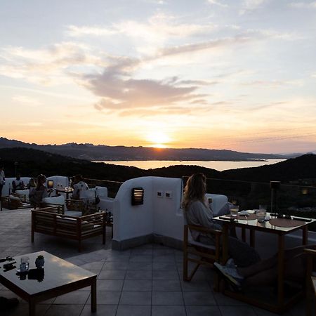 Hotel Pedra Santa Baja Sardinia Exterior photo