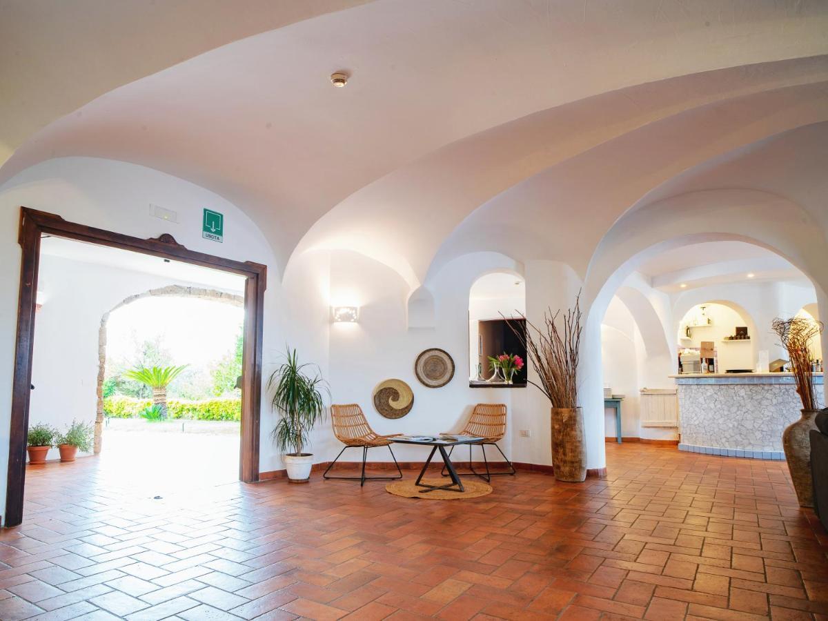 Hotel Pedra Santa Baja Sardinia Exterior photo