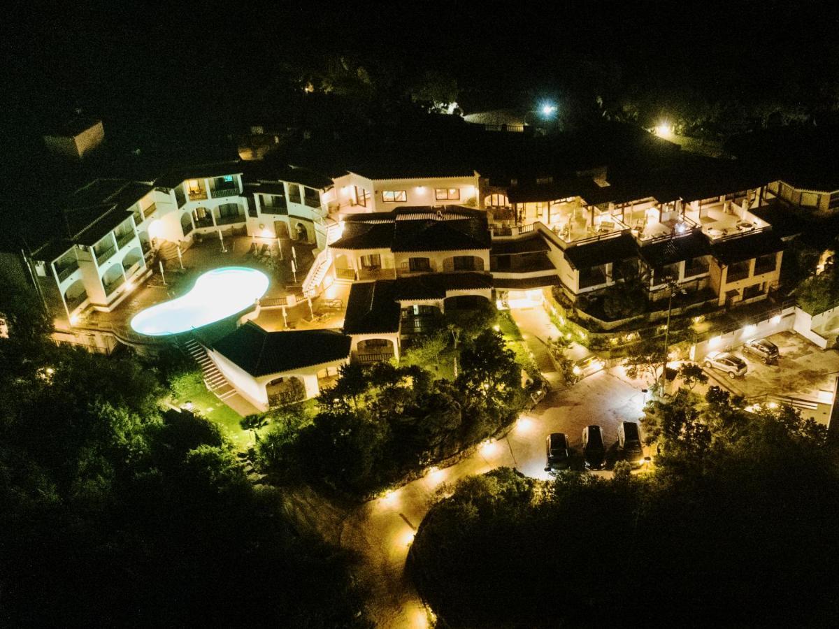 Hotel Pedra Santa Baja Sardinia Exterior photo