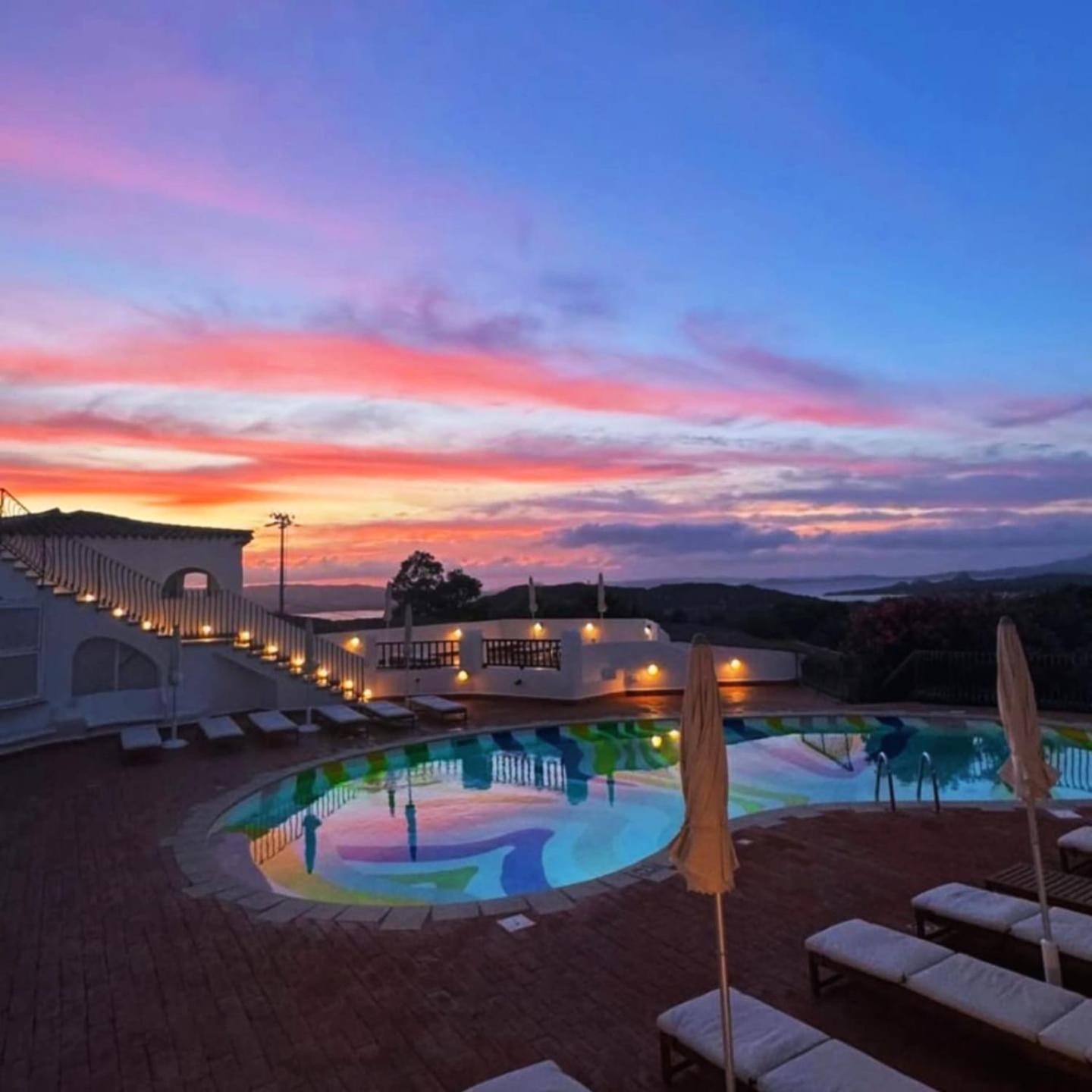 Hotel Pedra Santa Baja Sardinia Exterior photo