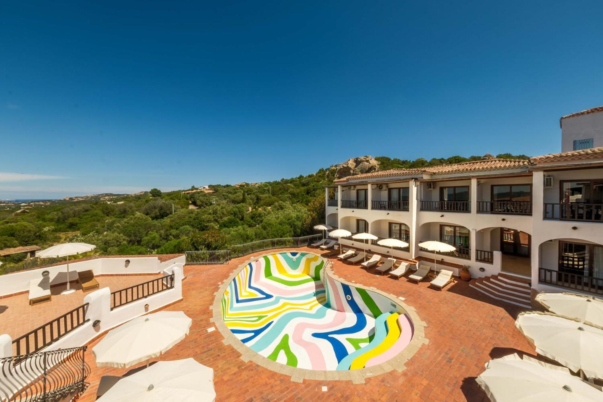 Hotel Pedra Santa Baja Sardinia Exterior photo