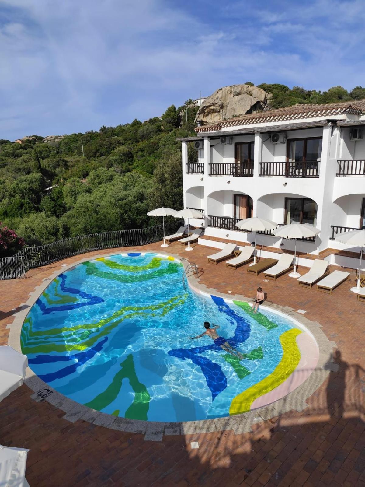 Hotel Pedra Santa Baja Sardinia Exterior photo